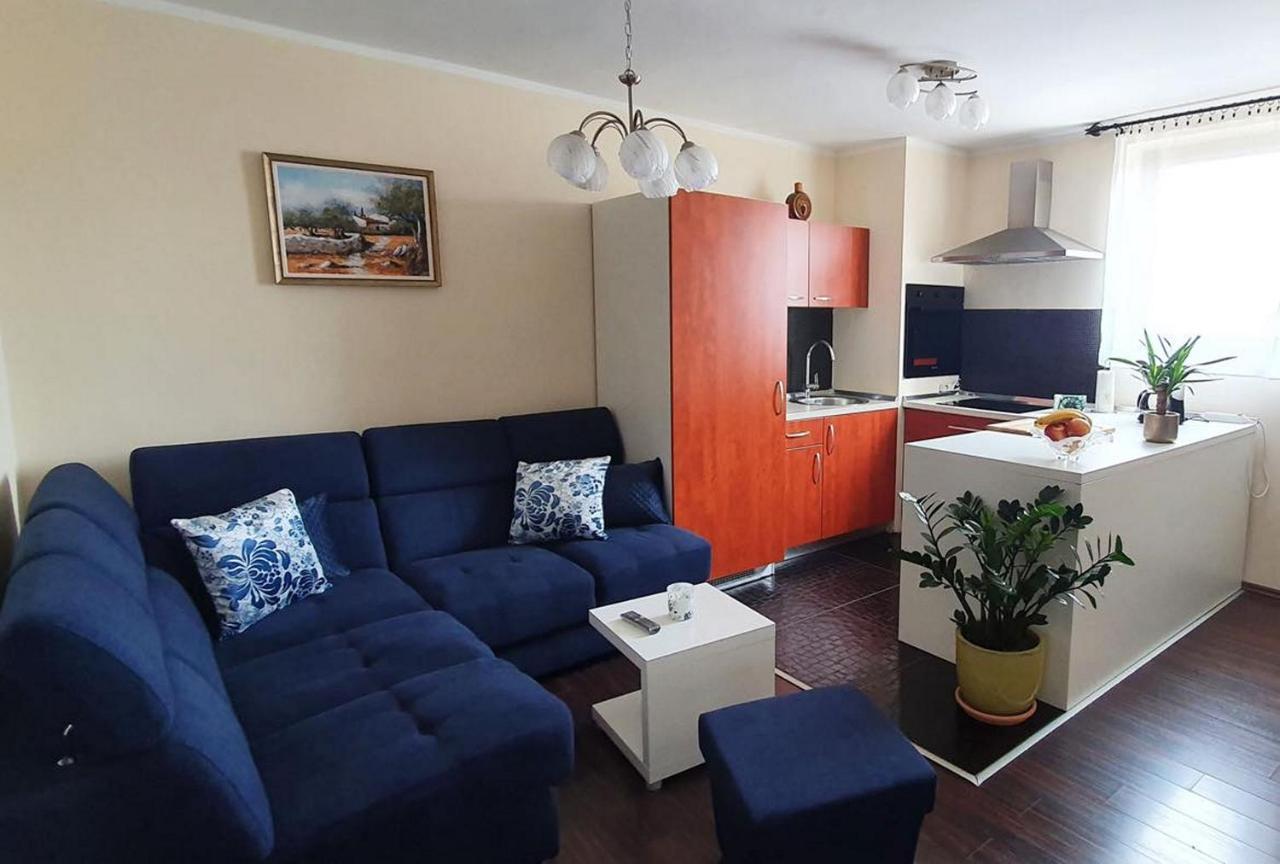 Apartments Tb Porat  Exterior photo