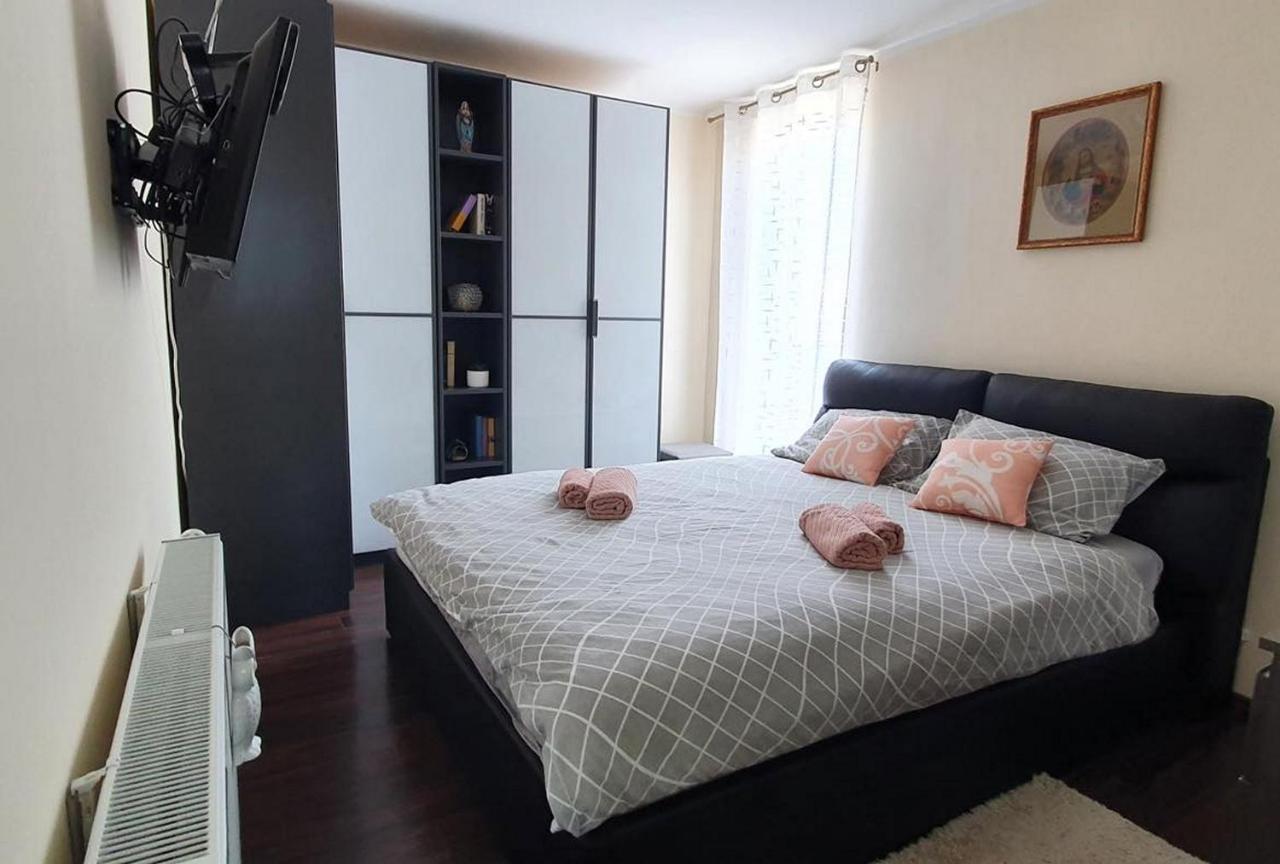 Apartments Tb Porat  Exterior photo
