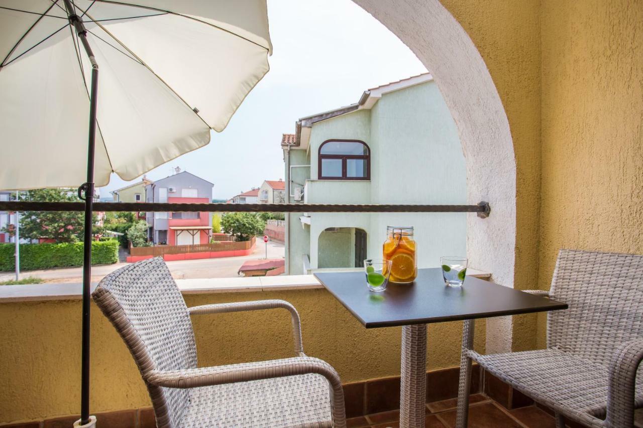 Apartments Tb Porat  Exterior photo