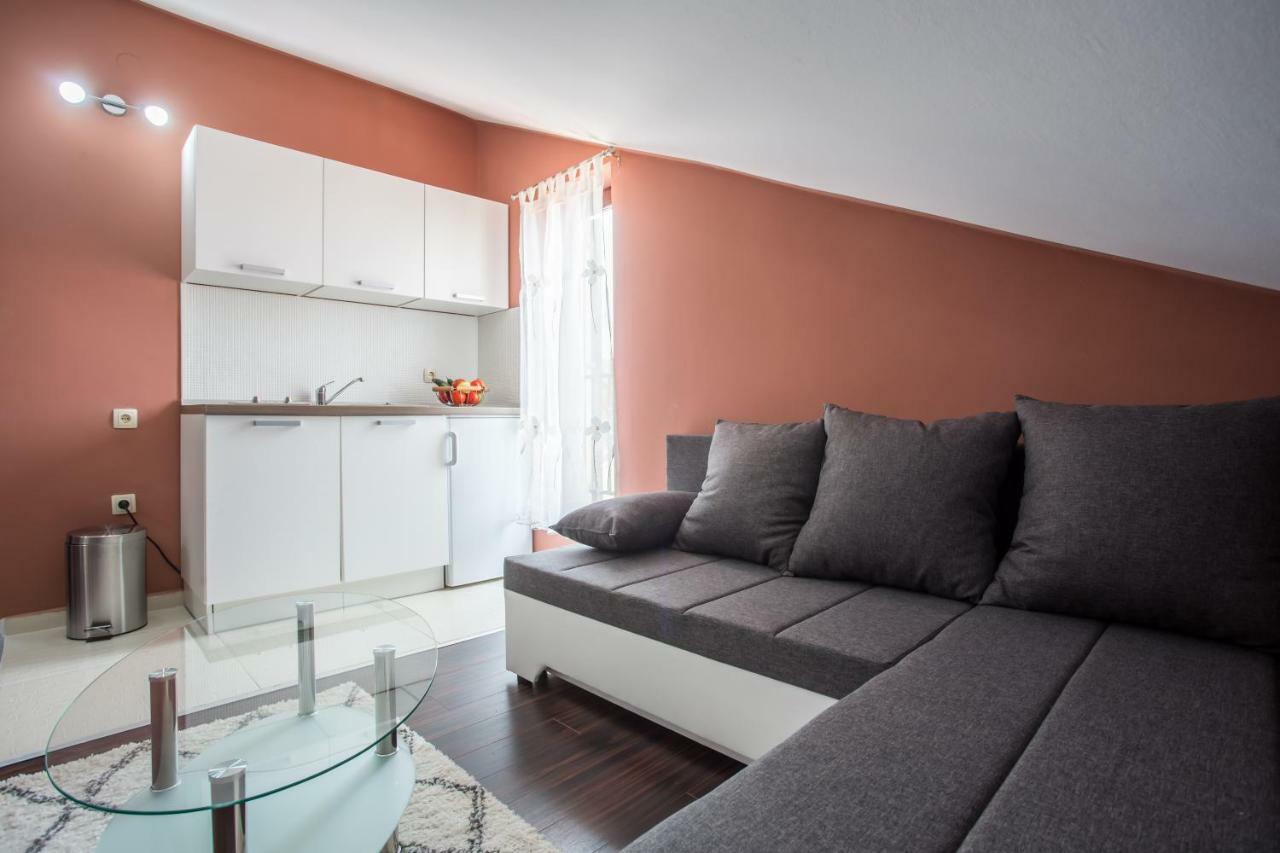 Apartments Tb Porat  Exterior photo